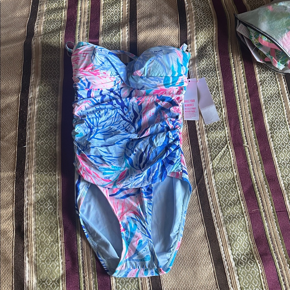 Lilly Pulitzer Blue and Pink One Piece Swimsuit size 2